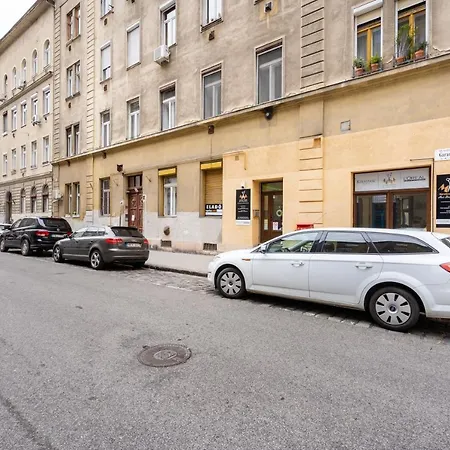 Bpr Lore Au Danube * Budapest