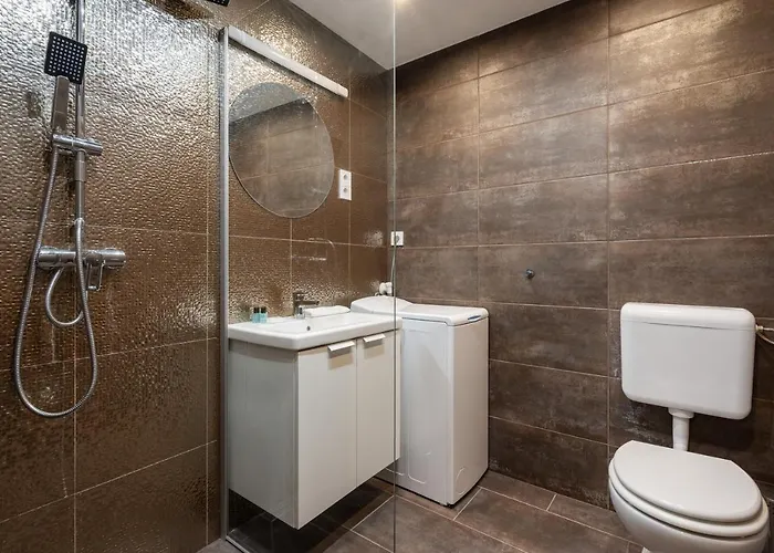 Bpr Lore Au Danube * בודפשט